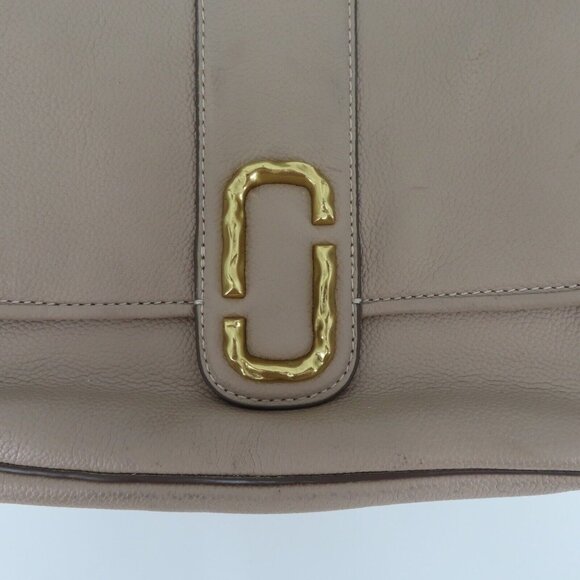 Marc Jacobs Interlock Beige Pebbled Leather Courier Messenger Crossbody Purse - Picture 3 of 16